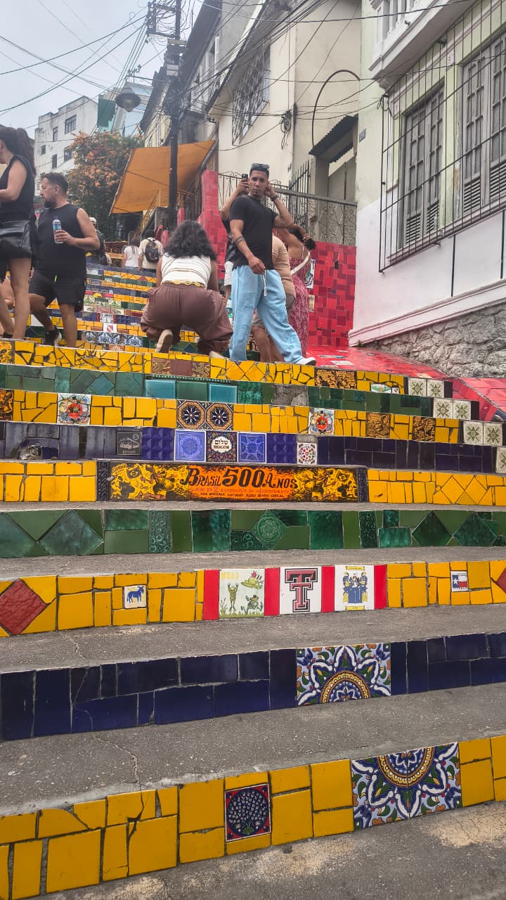 Ladrilhos coloridos da Selarón